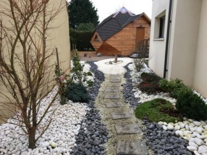 Jardin japonais avec galets près de Lille