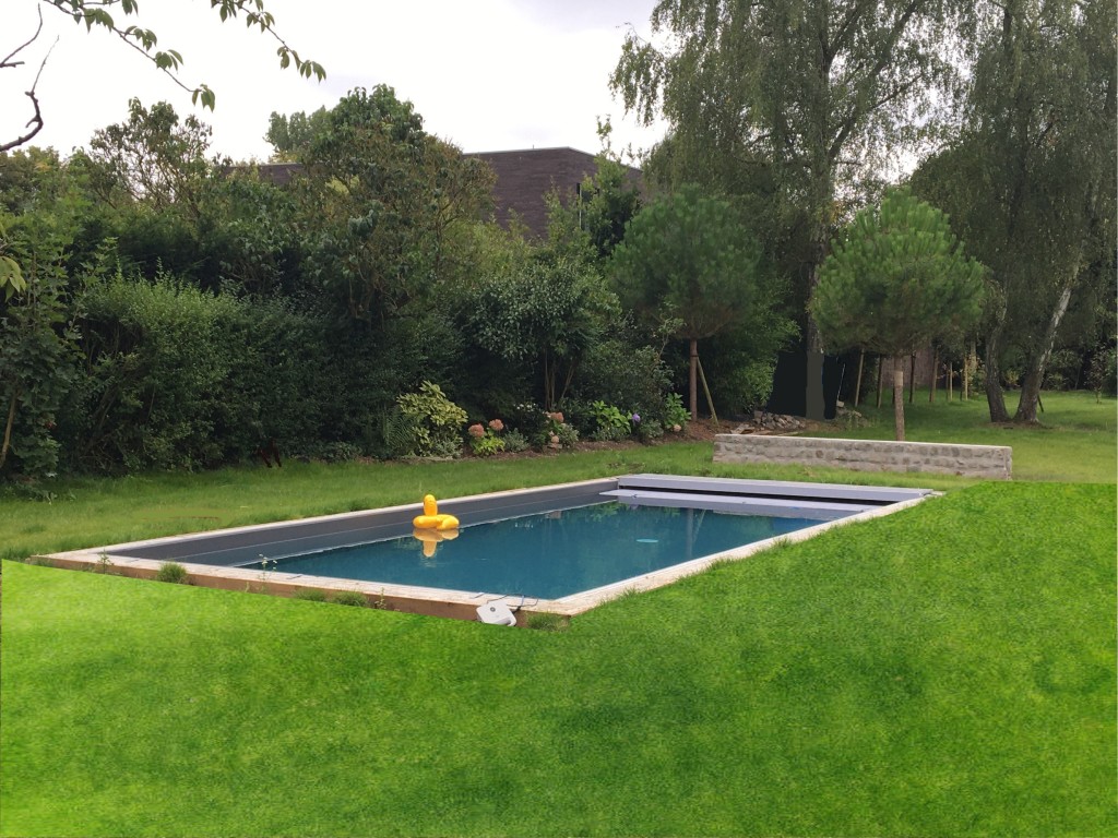 Piscine et muret près de Mouvaux
